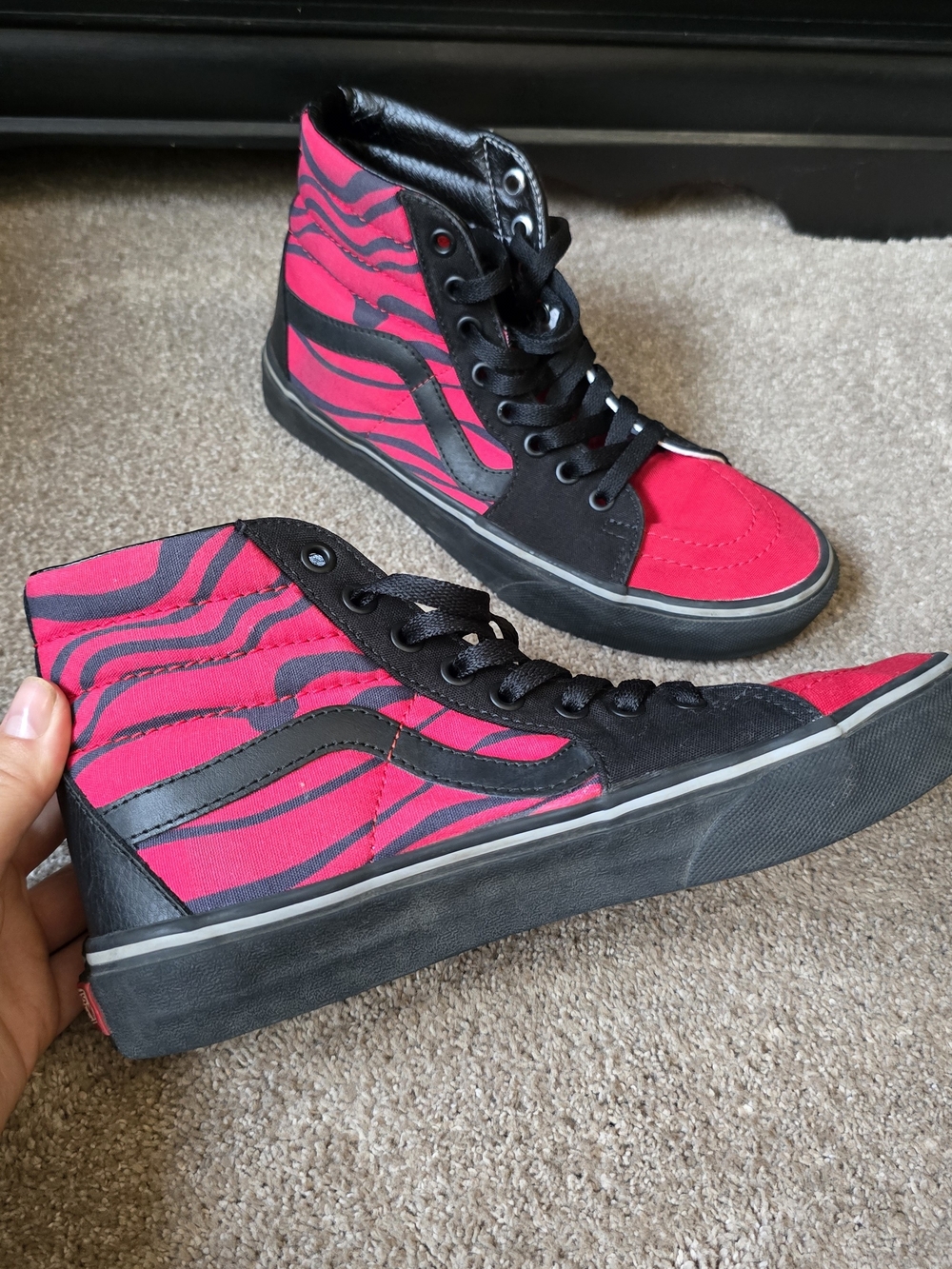 Custom Vans - Picture 5 of 6